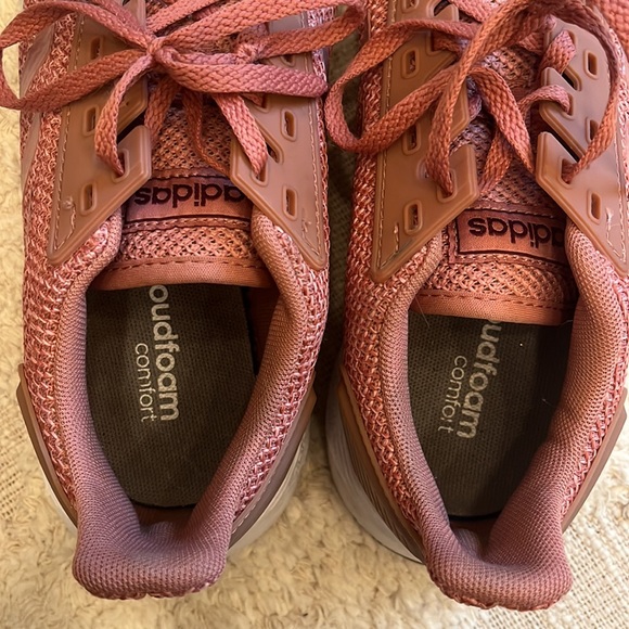 Adidas Cloudform running shoes - Picture 4 of 4